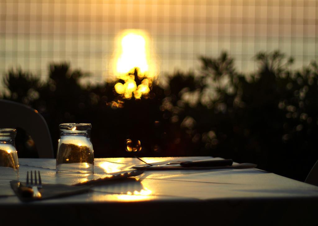 Residence Il Turistico แซมโบรเน ภายนอก รูปภาพ