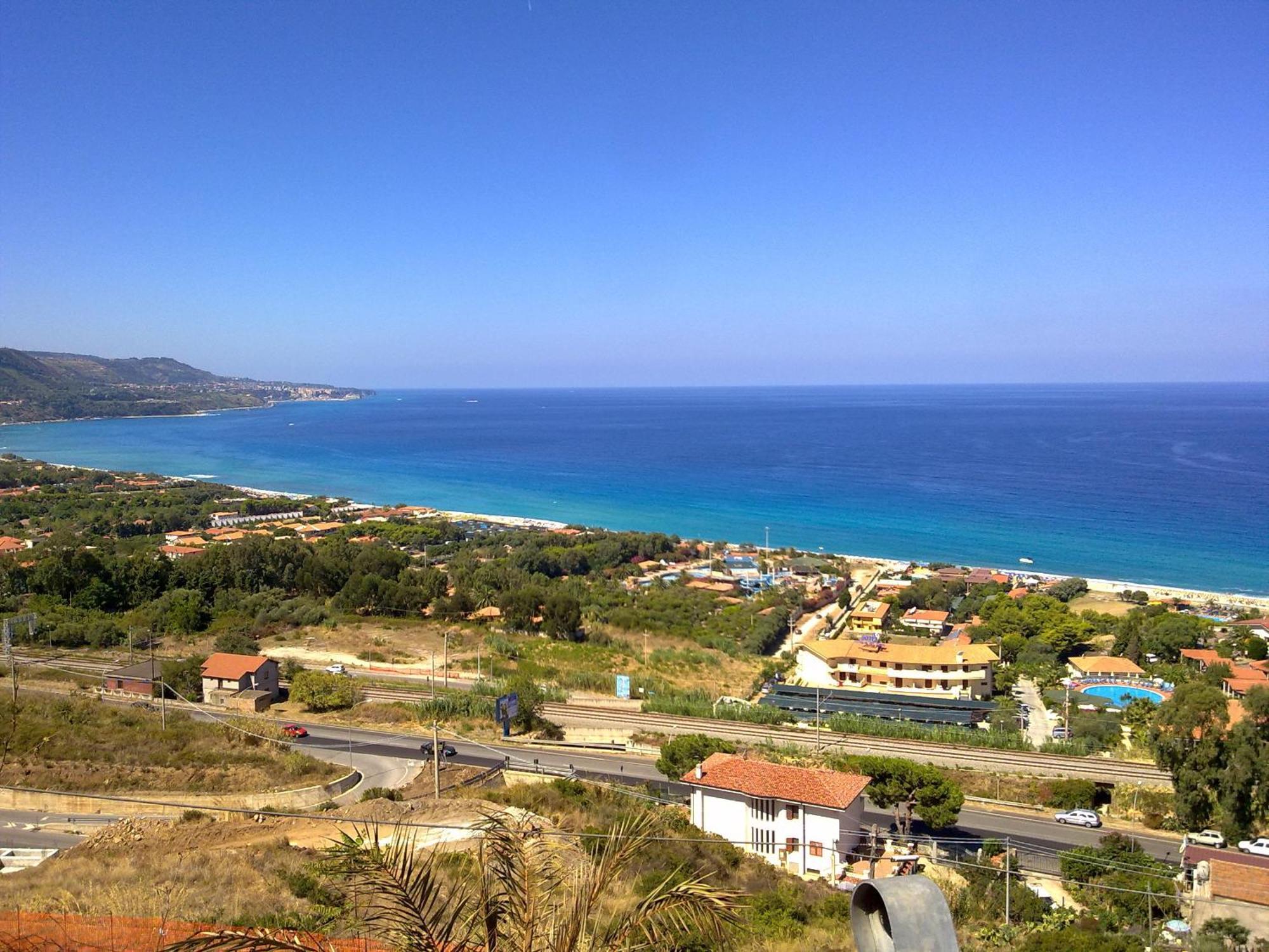 Residence Il Turistico แซมโบรเน ภายนอก รูปภาพ