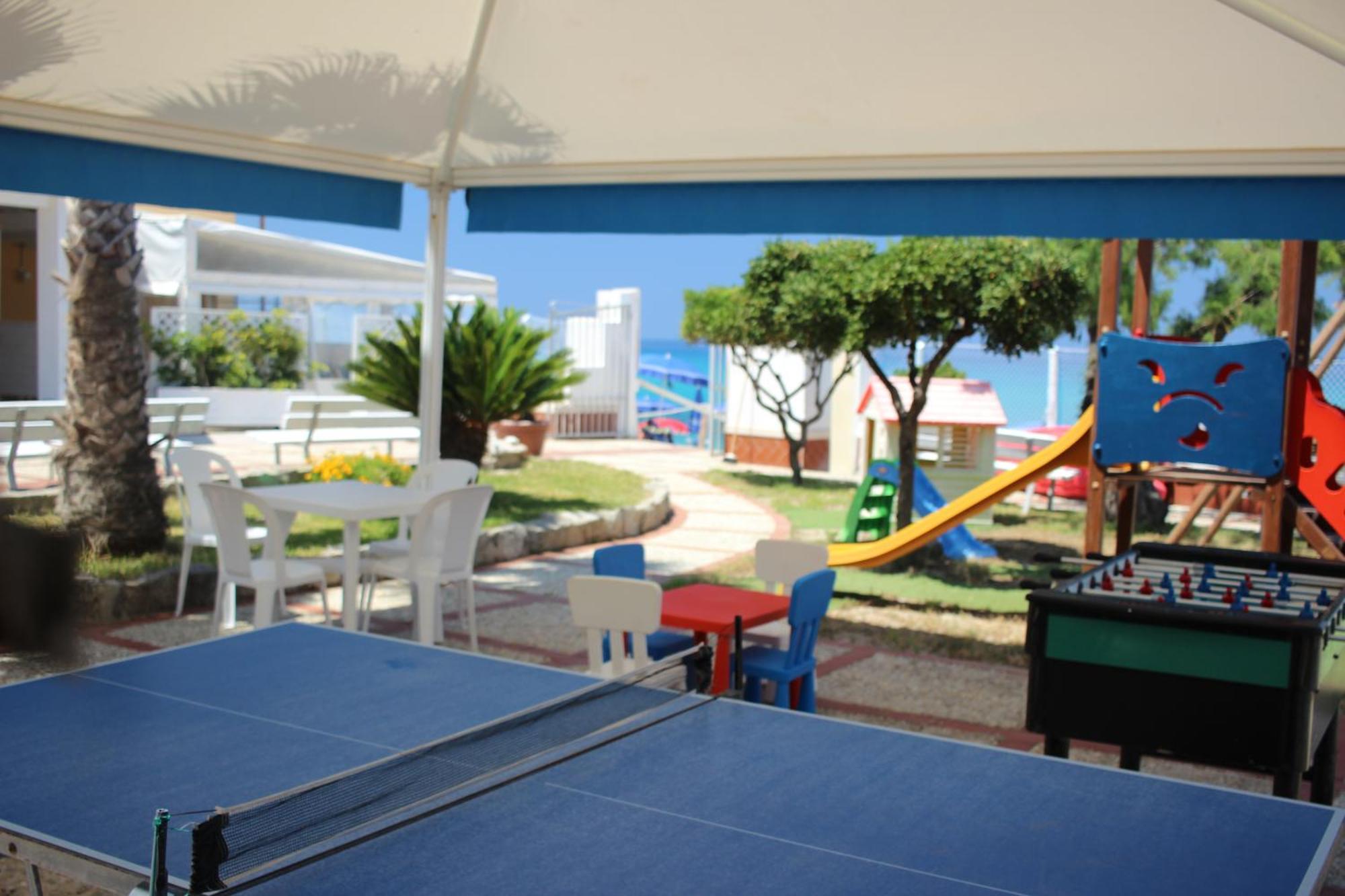 Residence Il Turistico แซมโบรเน ภายนอก รูปภาพ