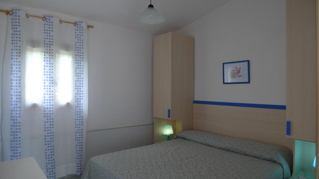 Residence Il Turistico แซมโบรเน ภายนอก รูปภาพ